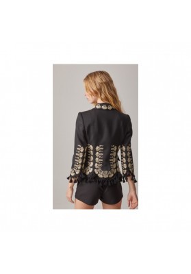 Short negro con tachas