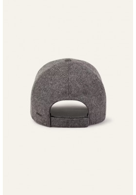 gorra gris hugo