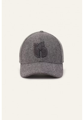 gorra gris hugo