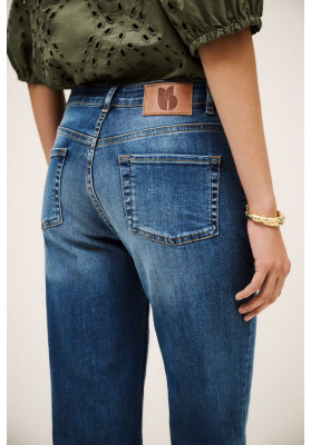 jeans Aommie