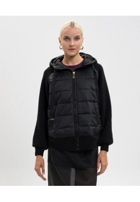 cazadora combinada negra