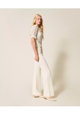 pantalón punto con ganchillo