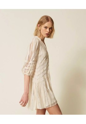 vestido encaje corto