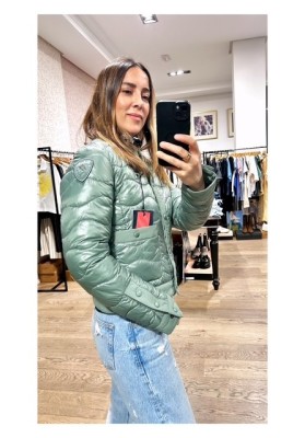 chaqueta blauer  verde