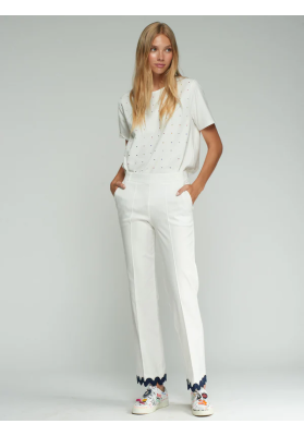 pantalon blanco con ribete