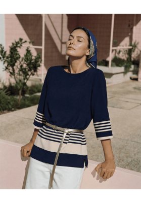 camiseta azul prusia